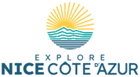 Logo de l'Agence Nice Côte d'Azur avec un soleil rayonnant au-dessus de vagues stylisées en bleu et jaune.